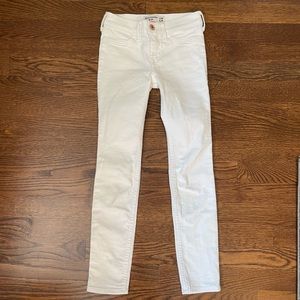 Abercrombie kids white super skinny jeans - size 9/10 slim